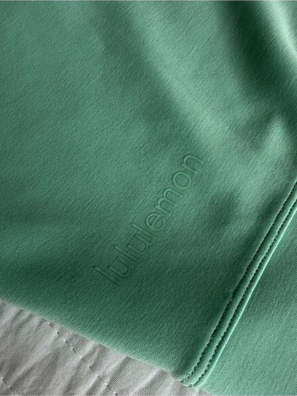 Lululemon Perfectly Oversized Cropped Crew *Softstreme — Wild Mint Size 4